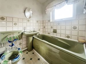 Bathroom- click for photo gallery